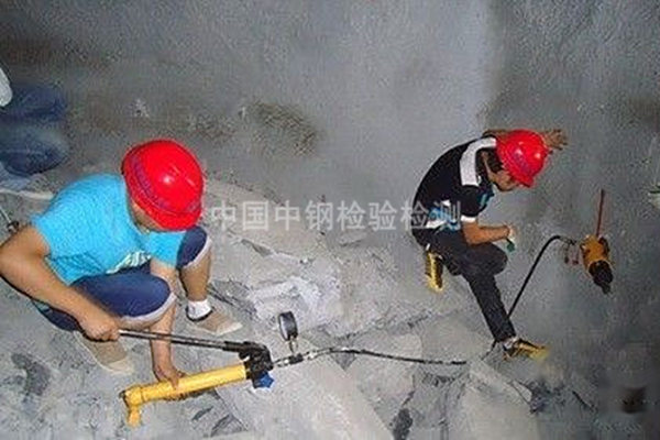 錨桿植筋拉拔現(xiàn)場(chǎng)檢測(cè)